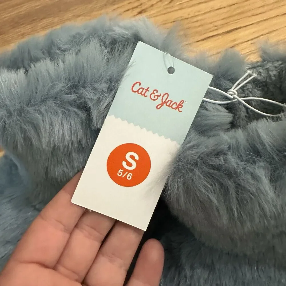 NEW!! Cat & Jack Faux Fur Slip-On Booties, Slippers, Non-Slip, Soft, S (5/6)